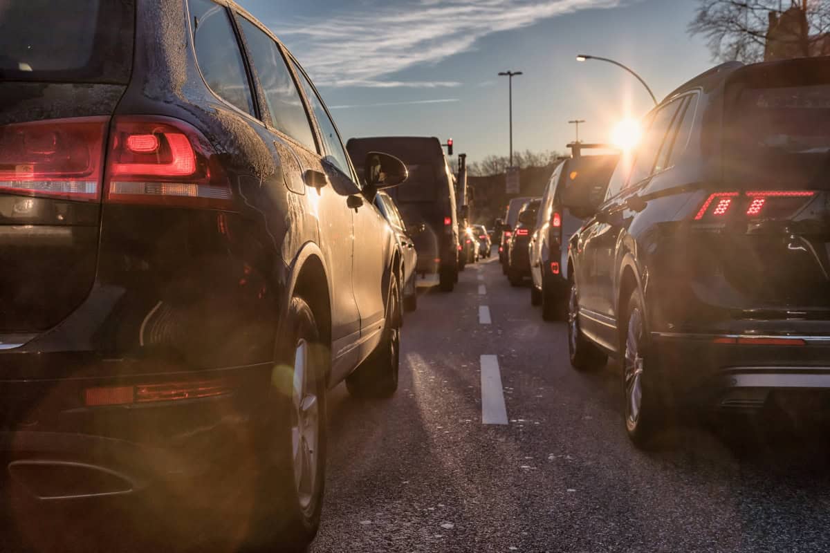 Bus, Bahn, Auto: So viel Emissionen verursachen die Verkehrsmittel