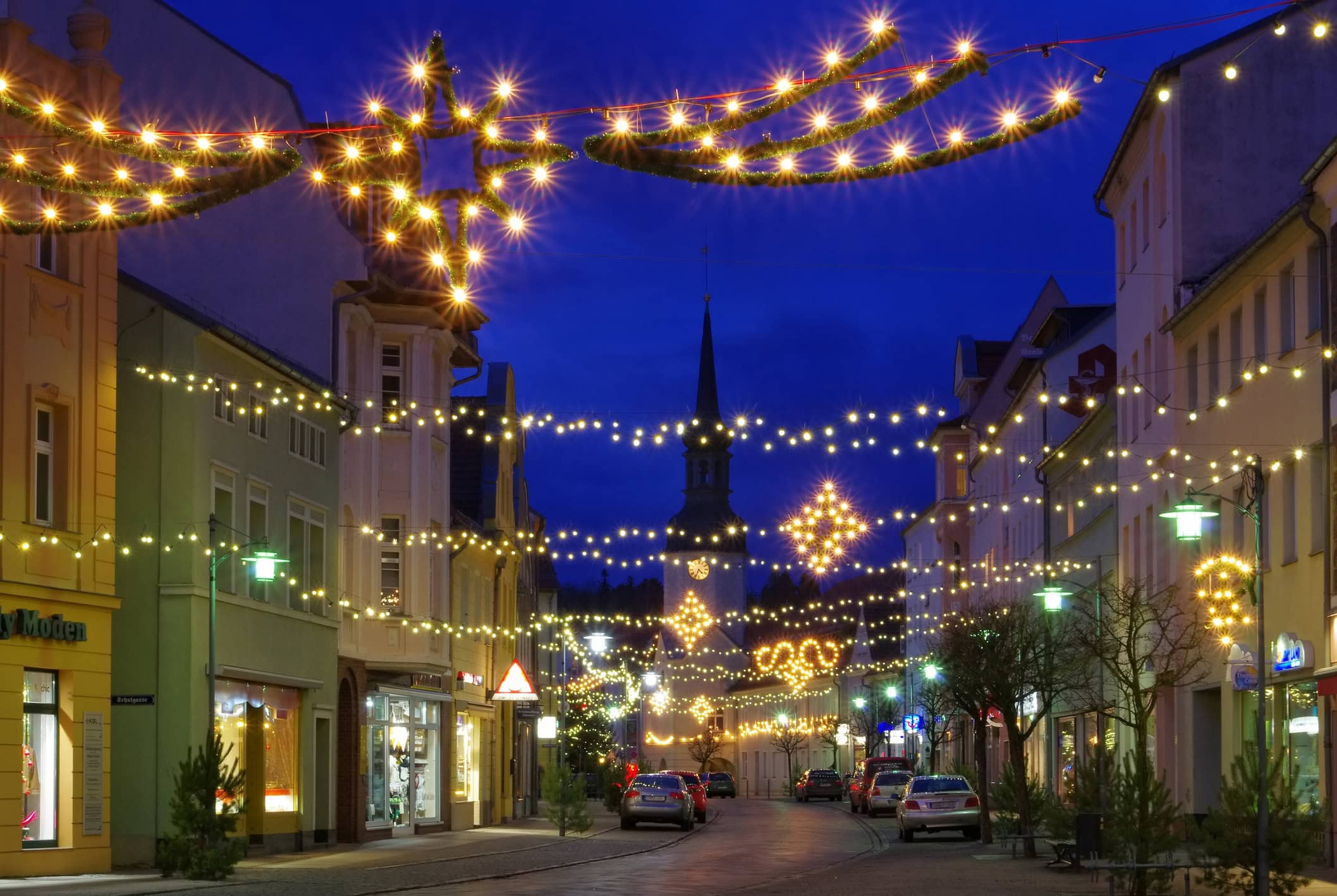 Weihnachtsbeleuchtung 2025: Wie viel Strom verbraucht Deutschland? 